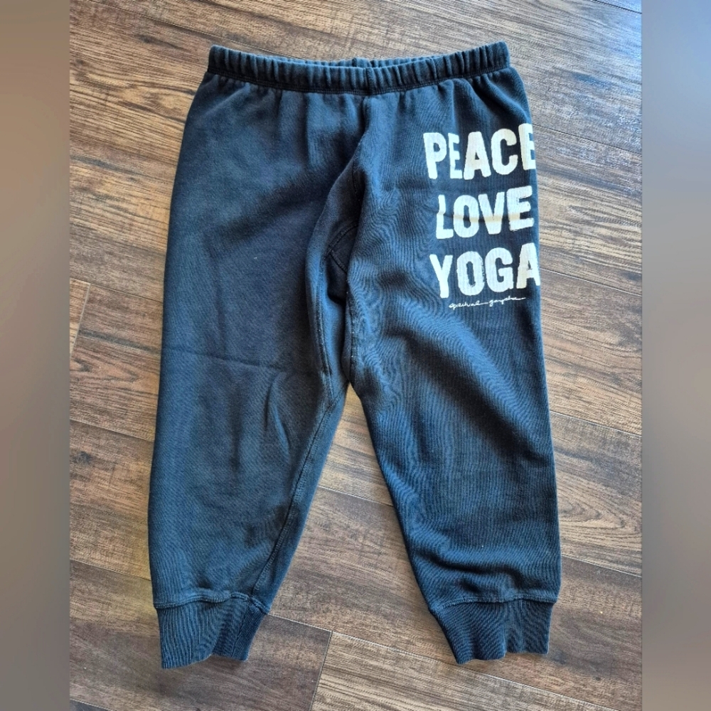 Spiritual Gangster Black Capris Joggers Sweatpants Fleece Small
